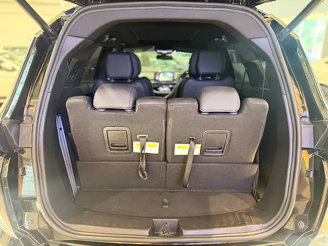 Used Tata Safari Accomplished Plus 6 STR AT in Hyderabad