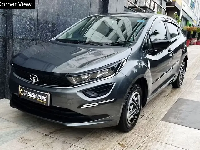 Used 2023 Tata Altroz in Delhi Used 2023 Tata Altroz in Delhi