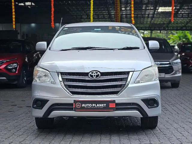 Used 2014 Toyota Innova in Kochi Used 2014 Toyota Innova in Kochi
