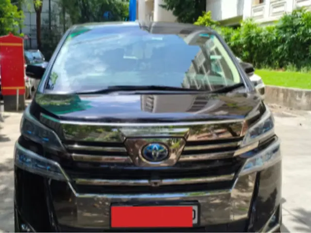 Used 2022 Toyota Vellfire in Mumbai