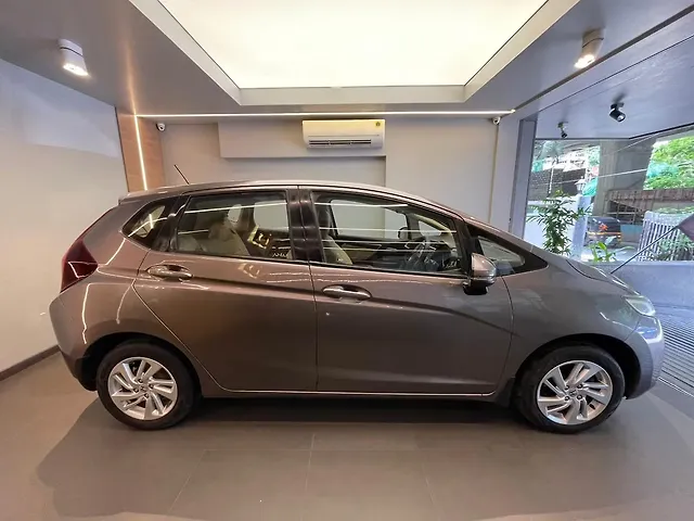 Used Honda Jazz [2015-2018] V AT Petrol in Mumbai