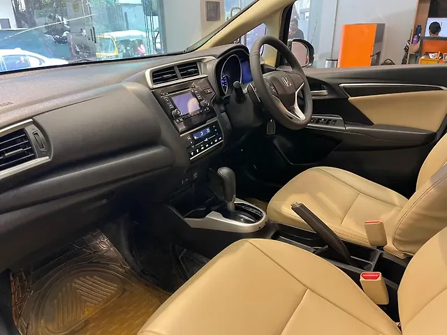 Used Honda Jazz [2015-2018] V AT Petrol in Mumbai