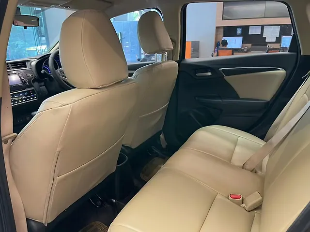 Used Honda Jazz [2015-2018] V AT Petrol in Mumbai