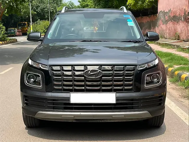 Used 2021 Hyundai Venue in Delhi