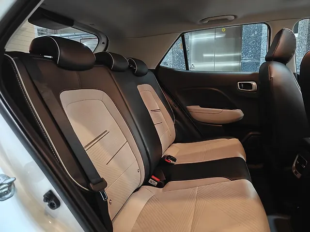 Used Hyundai Venue [2023-2025] SX (O) 1.0 Turbo Petrol DCT in Ahmedabad