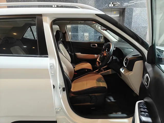 Used Hyundai Venue [2023-2025] SX (O) 1.0 Turbo Petrol DCT in Ahmedabad
