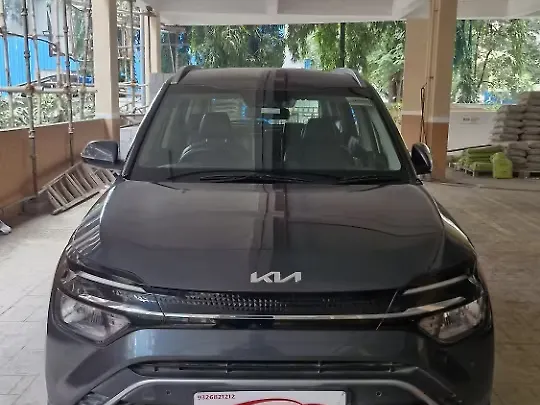 Used 2023 Kia Carens in Mumbai