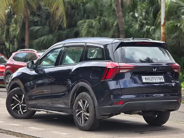 Used Mahindra Old Generation XUV700 MX Diesel MT 5 STR [2021] in Mumbai