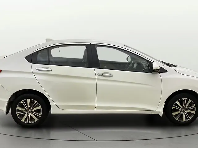 Used Honda City 4th Generation V CVT Petrol [2017-2019] in Mumbai