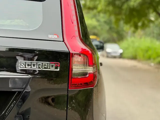 Used Mahindra Scorpio N Z8 L 2WD Petrol 2.0L Turbo Automatic 7 STR [2025-2026] in Delhi