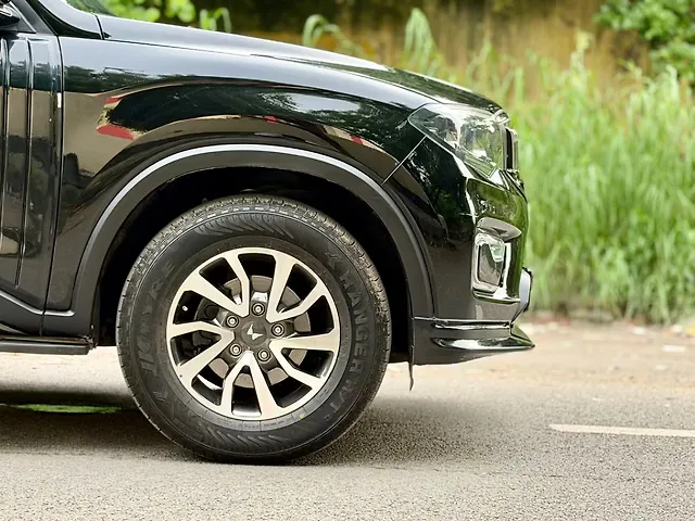 Used Mahindra Scorpio N Z8 L 2WD Petrol 2.0L Turbo Automatic 7 STR [2025-2026] in Delhi