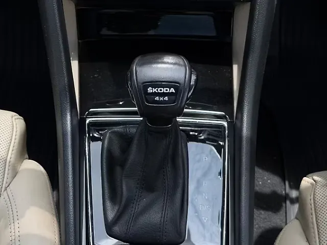 Used Skoda Kodiaq [2022-2025] L&K 4X4 [2022] in Bangalore
