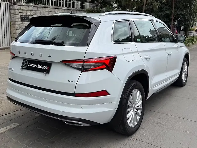 Used Skoda Kodiaq [2022-2025] L&K 4X4 [2022] in Bangalore