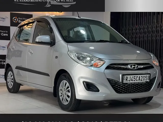 Used 2013 Hyundai i10 in Jaipur