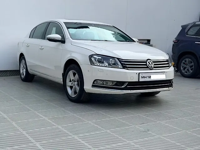 Used 2011 Volkswagen Passat in Pune Used 2011 Volkswagen Passat in Pune