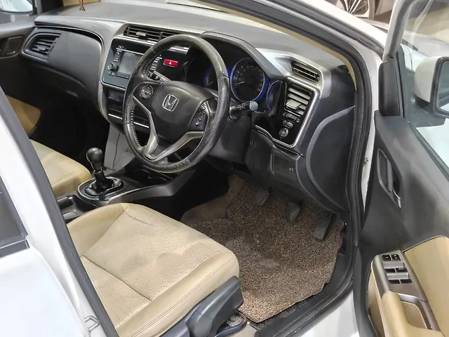 Used Honda City 4th Generation SV Petrol [2017-2019] in Kanpur