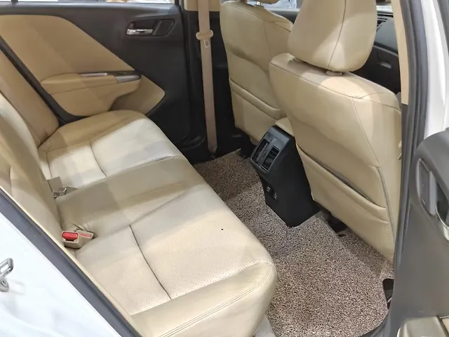Used Honda City 4th Generation SV Petrol [2017-2019] in Kanpur