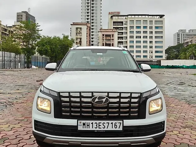 Used 2025 Hyundai Venue in Mumbai Used 2025 Hyundai Venue in Mumbai