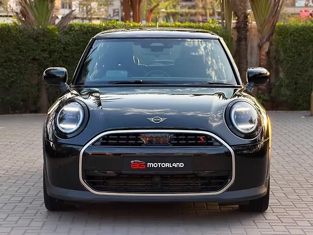 Used 2024 Mini Cooper in Surat Used 2024 Mini Cooper in Surat