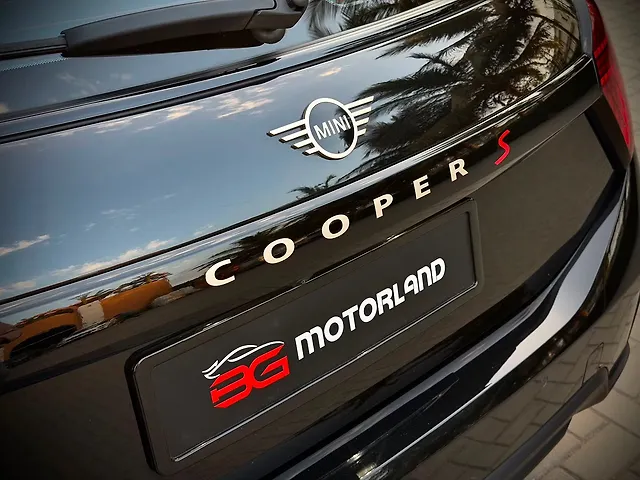 Used Mini Cooper S in Surat
