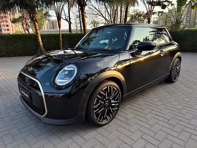 Used Mini Cooper S in Surat