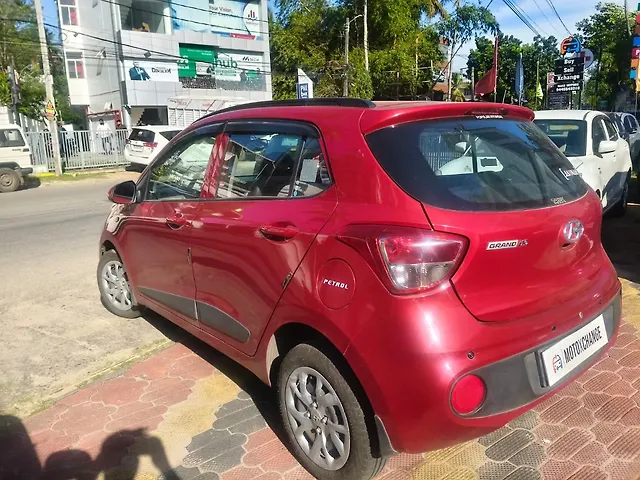 Used Hyundai Grand i10 Magna 1.2 Kappa VTVT [2017-2020] in Thiruvananthapuram