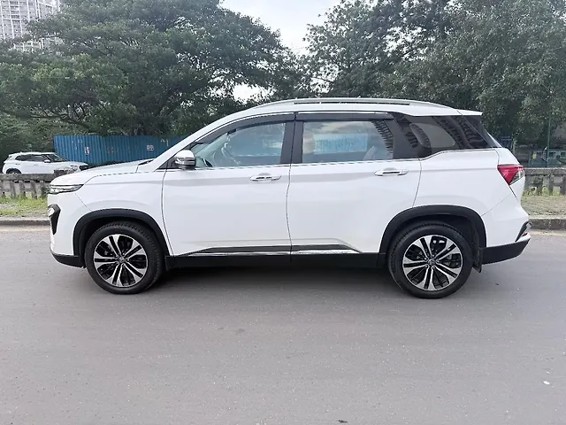 Used MG Hector Plus [2023-2025] Sharp 2.0 Diesel Turbo MT 6-STR in Mumbai