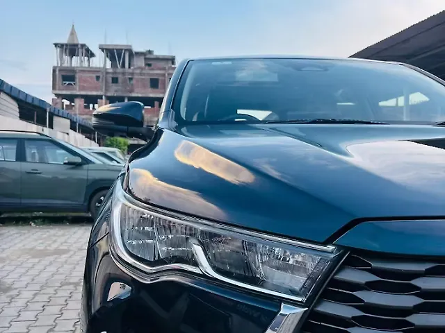 Used Toyota Innova Hycross ZX (O) Hybrid (Electric + Petrol) Automatic (e-CVT) 7 STR in Guwahati
