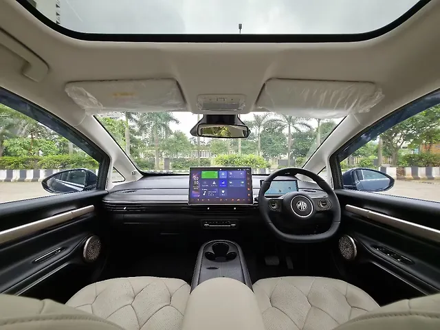 Used MG Windsor EV Essence Pro 52.9 kWh in Thane