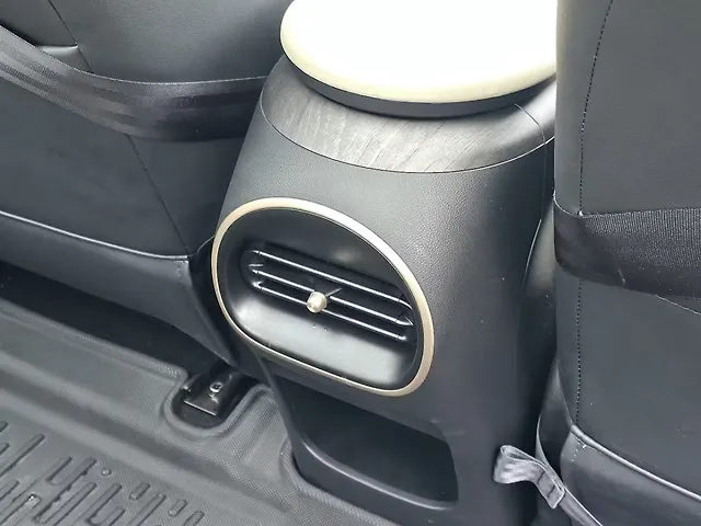 Used MG Windsor EV Essence Pro 52.9 kWh in Thane