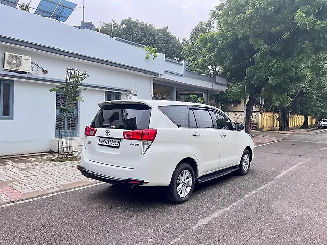 Used Toyota Innova Crysta [2016-2020] 2.4 VX 7 STR [2016-2020] in Lucknow