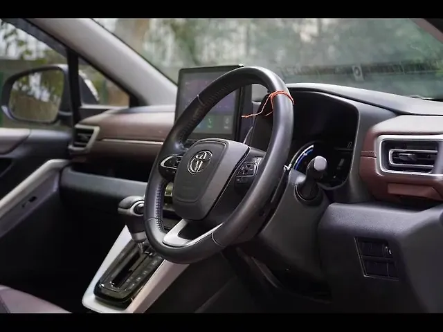 Used Toyota Innova Hycross VX (O) Hybrid (Electric + Petrol) Automatic (e-CVT) 8 STR in Delhi Used Toyota Innova Hycross VX (O) Hybrid (Electric + Petrol) Automatic (e-CVT) 8 STR in Delhi
