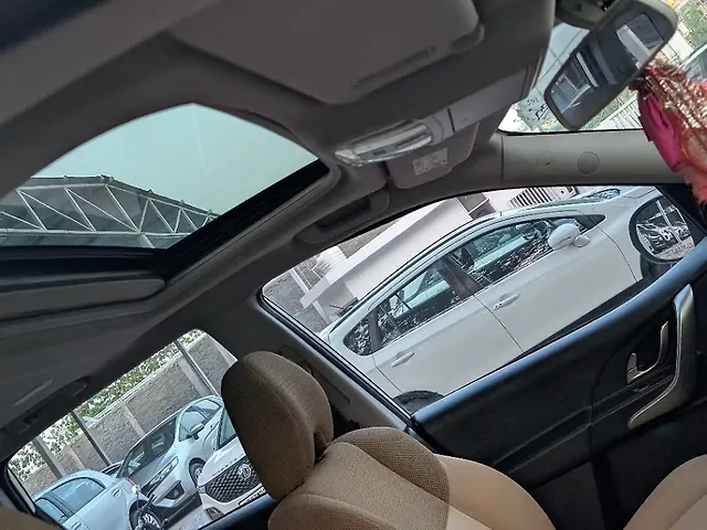 Used Mahindra XUV500 W9 [2018-2020] in Lucknow