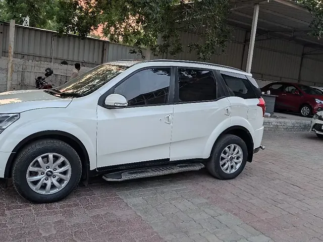 Used Mahindra XUV500 W9 [2018-2020] in Lucknow