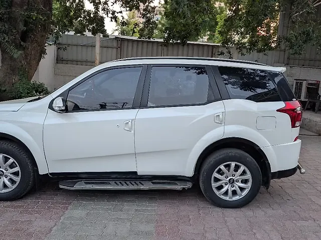 Used Mahindra XUV500 W9 [2018-2020] in Lucknow