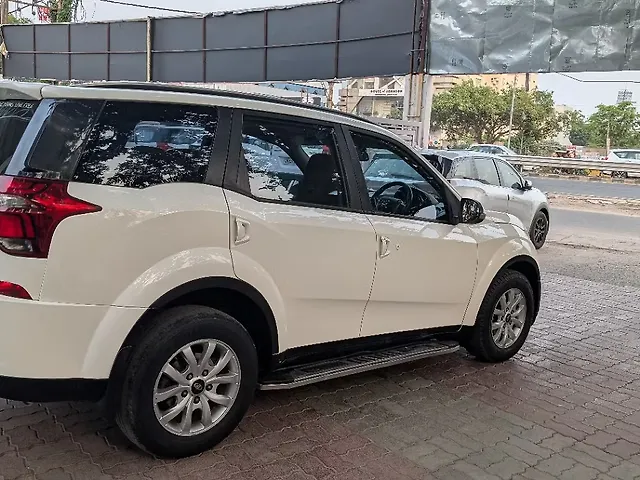 Used Mahindra XUV500 W9 [2018-2020] in Lucknow