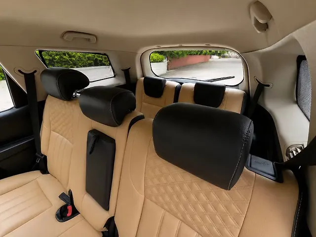 Used Mahindra XUV500 W9 AT [2018-2020] in Delhi
