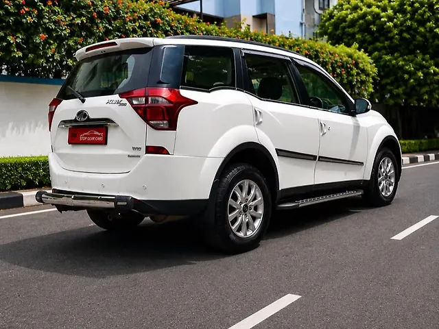 Used Mahindra XUV500 W9 AT [2018-2020] in Delhi