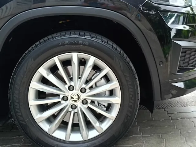 Used Skoda Kodiaq [2022-2025] L&K 4X4 [2022] in Bangalore