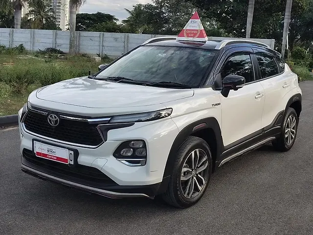 Used Toyota Urban Cruiser Taisor V 1.0 Petrol AT Dual Tone [2024-2025] in Bangalore