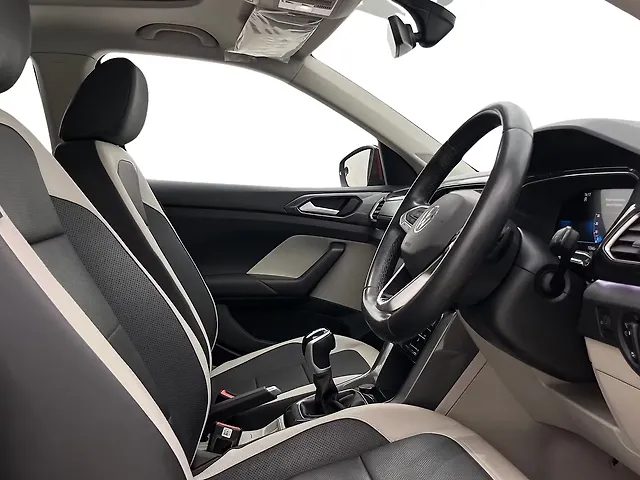 Used Volkswagen Taigun [2023-2026] Topline 1.0 TSI AT in Bangalore