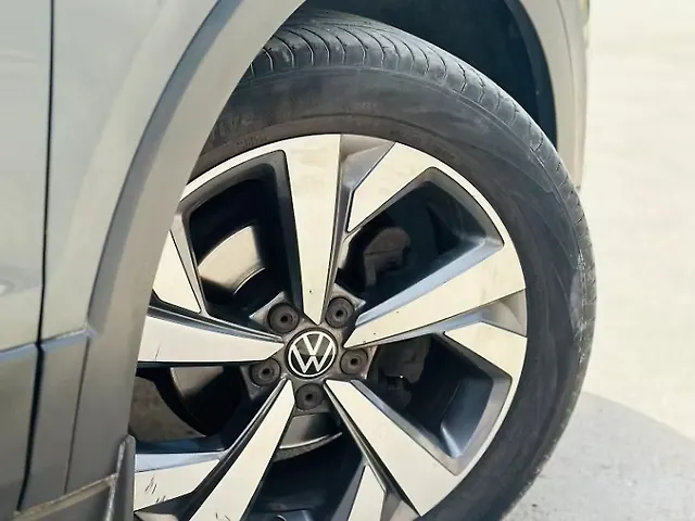 Used Volkswagen Taigun [2023-2026] Topline 1.0 TSI AT in Ahmedabad