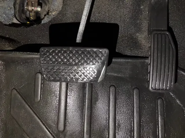 Used Honda Jazz [2015-2018] V AT Petrol in Karnal
