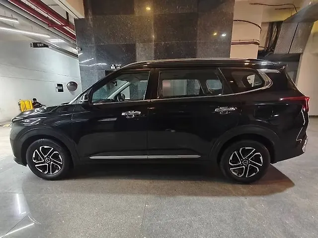 Used Kia Carens [2022-2023] Luxury Plus 1.5 Diesel AT 7 STR in Ahmedabad