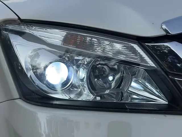 Used Isuzu MU-X [2018-2020] 4x2 in Delhi