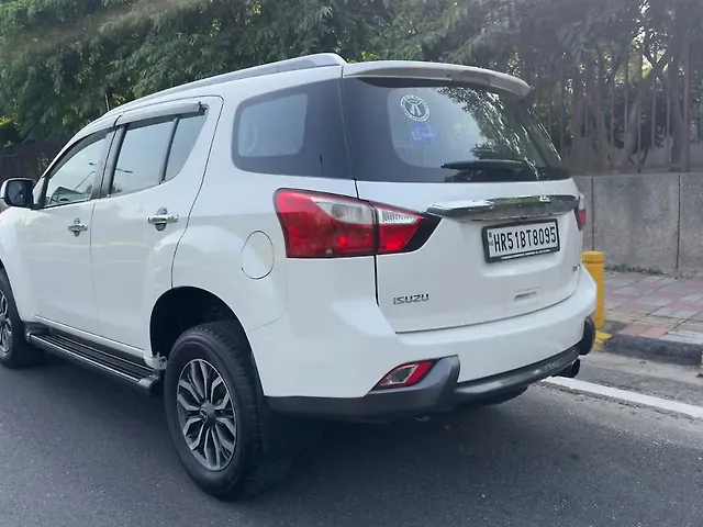 Used Isuzu MU-X [2018-2020] 4x2 in Delhi