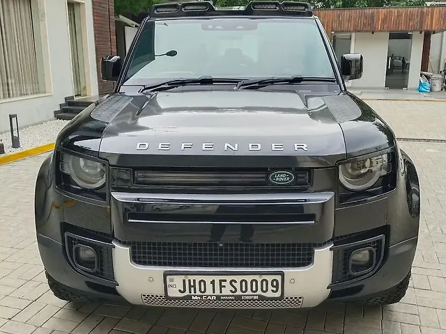 Used 2024 Land Rover Defender in Delhi Used 2024 Land Rover Defender in Delhi