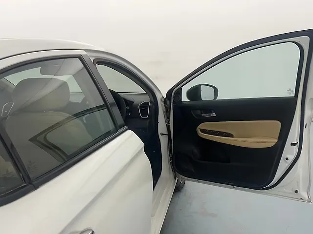 Used Honda City 4th Generation ZX Petrol [2019-2020] in Lucknow