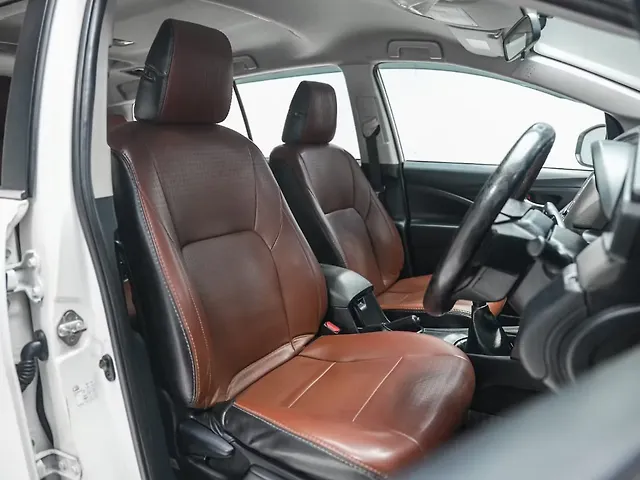 Used Toyota Innova Crysta [2023-2026] GX Plus Diesel Manual 8 STR in Hyderabad