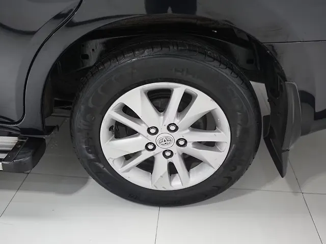 Used Toyota Innova Crysta [2020-2023] GX 2.4 7 STR in Hyderabad